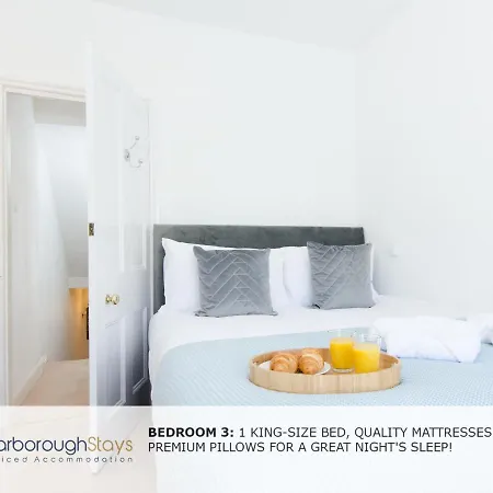 Townhouse * סקארבורו